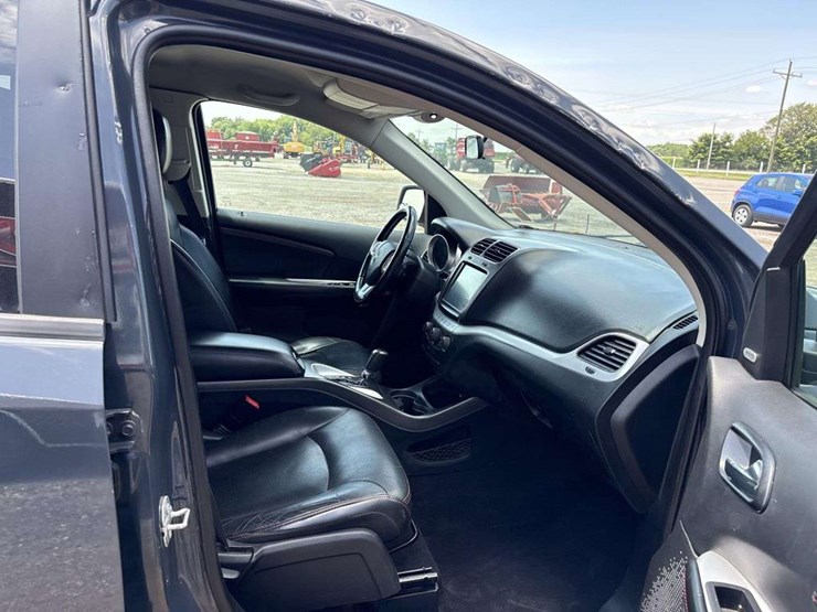 2018-dodge-journey-image-15