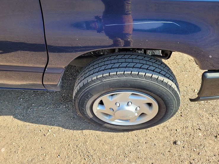 2013-ford-e150-image-5