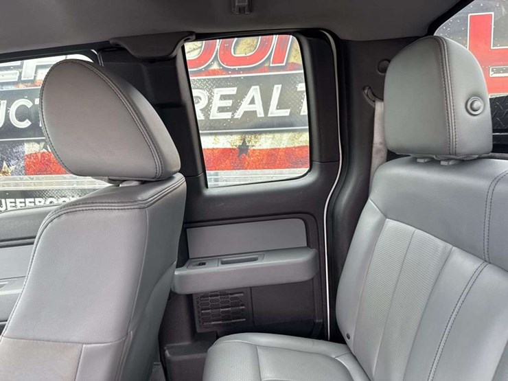 2014-ford-f150-xl-image-16