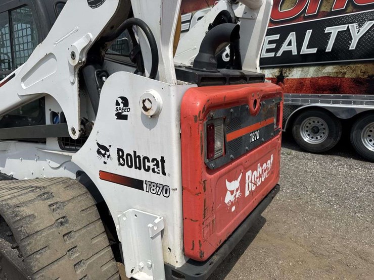 2016-bobcat-t870-image-10