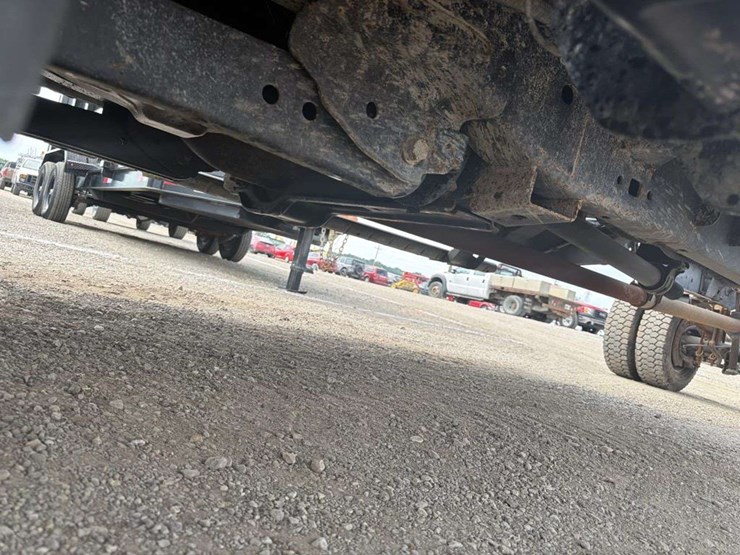2019-ford-f550-xl-image-9