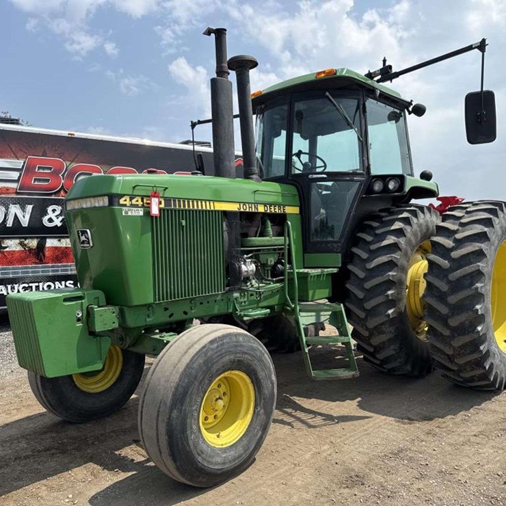 JOHN DEERE 4450