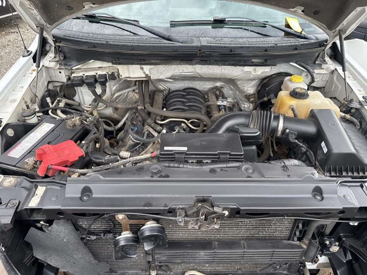 2014-ford-f150-xl-image-23