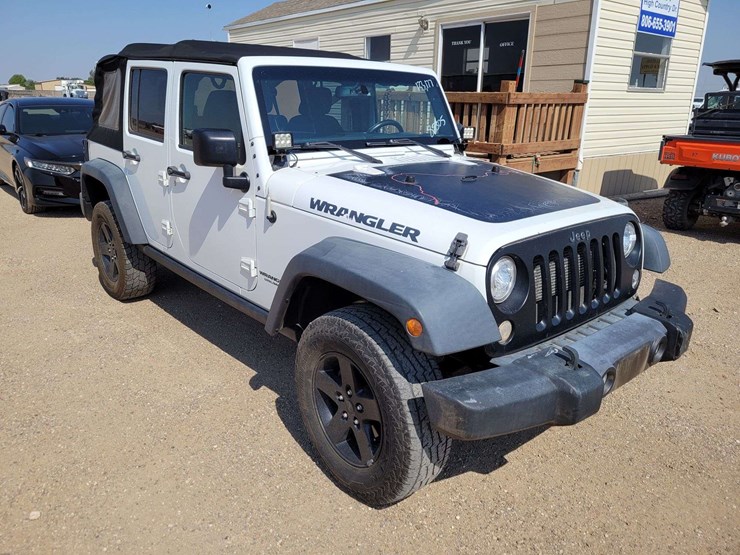 2017-jeep-wrangler-image-2