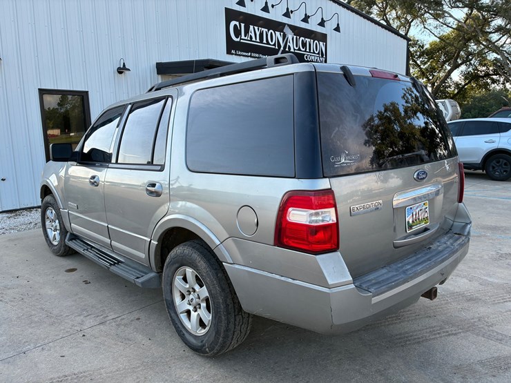 2008-ford-expedition-image-5