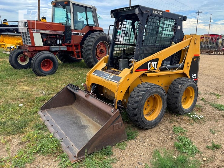 2003-caterpillar-226-image-2