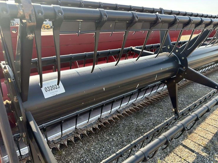 2011-case-ih-3020-image-11