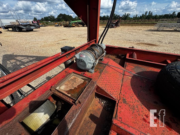 portable-building-moving-gooseneck-trailer-28'-image-3