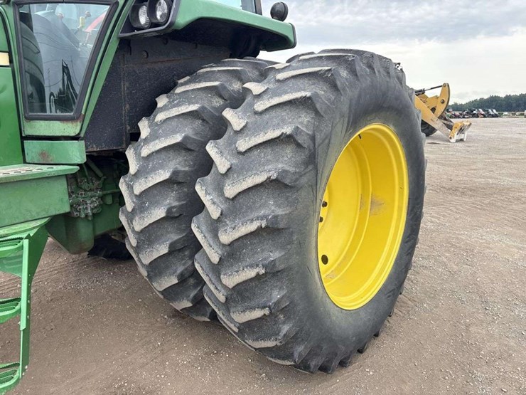 john-deere-4640-image-8