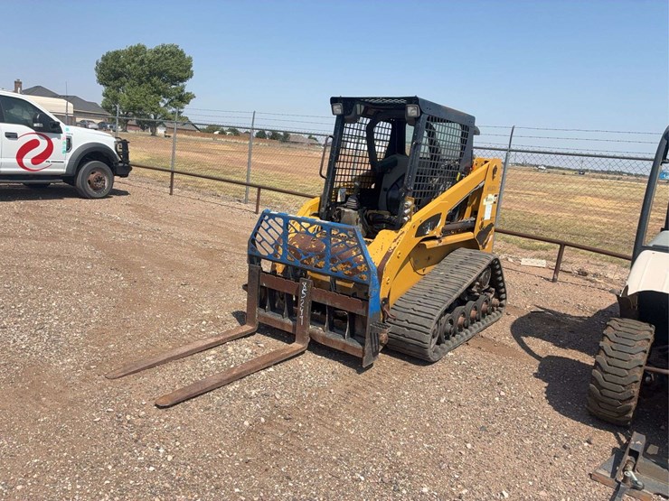 caterpillar-247b-image-1