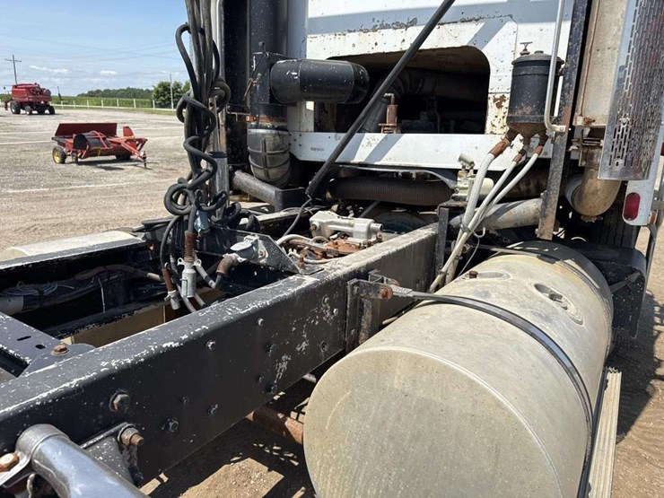 1978-kenworth-k100-image-18