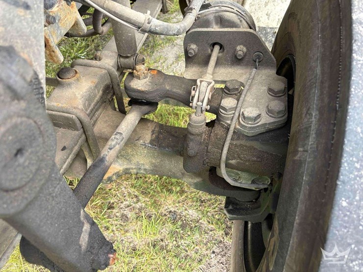 2020-freightliner-m2-106-image-57