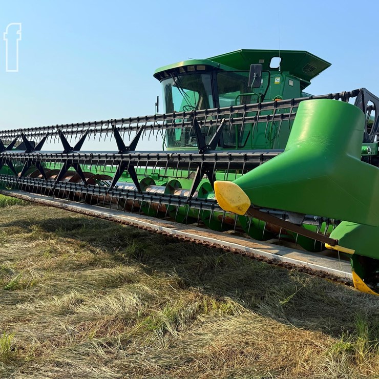 2004 JOHN DEERE 630F
