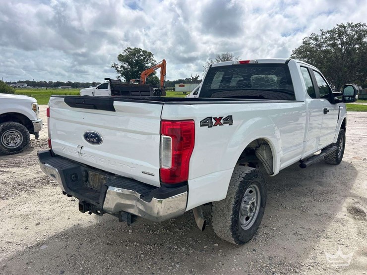 2019-ford-f250-image-3