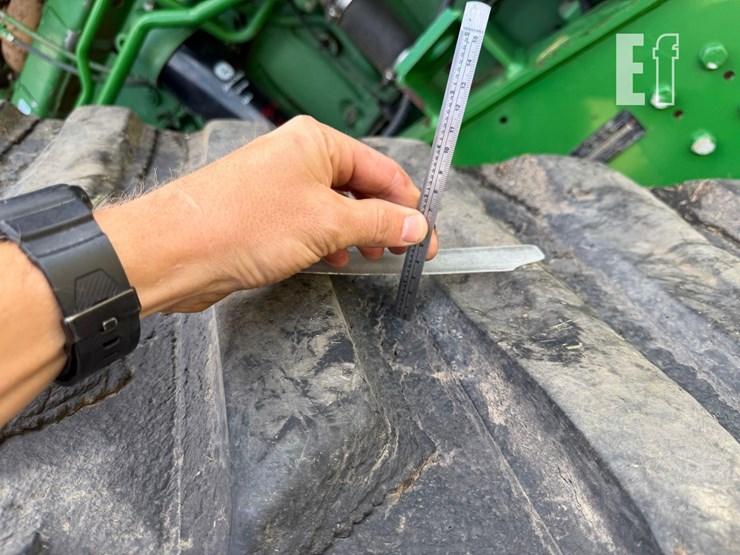 2017-john-deere-9570rx-image-68