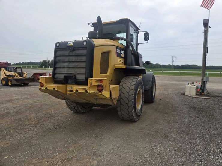 caterpillar-930k-image-3