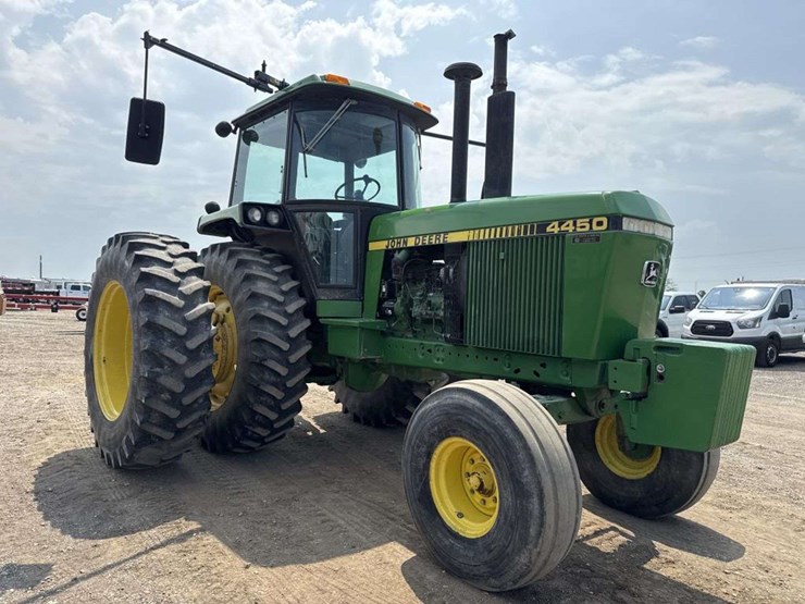 john-deere-4450-image-4