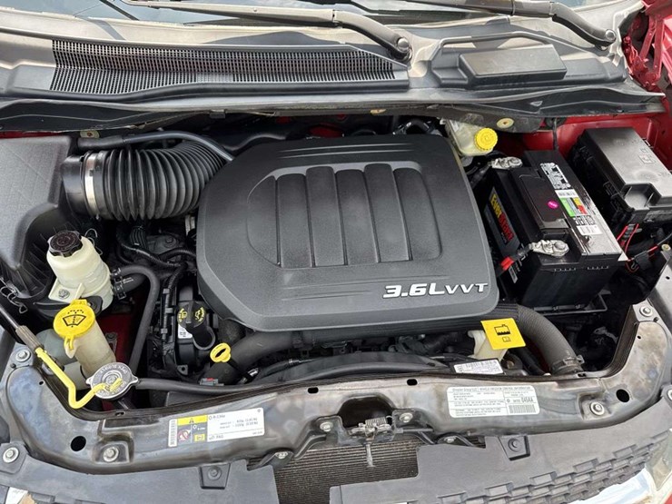 2012-dodge-grand-caravan-se-image-22