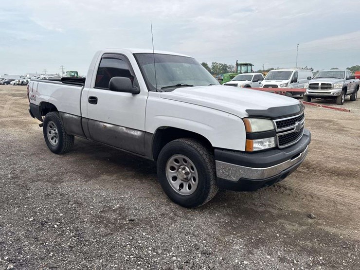 2007-chevrolet-1500-image-5