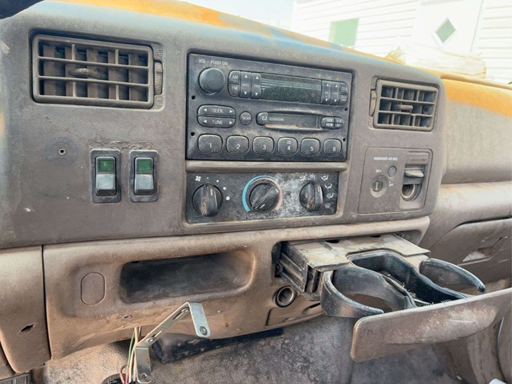 2004-ford-f250-image-27