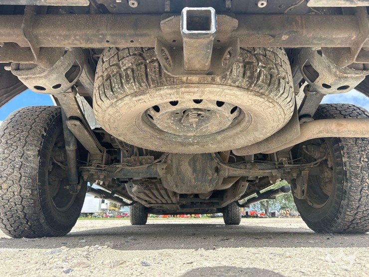 2020-ford-f150-image-27