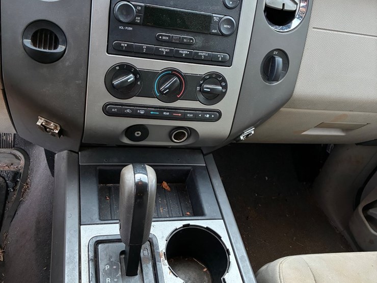 2008-ford-expedition-image-8