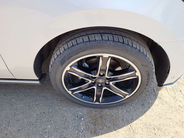 2019-ford-expedition-limited-image-3