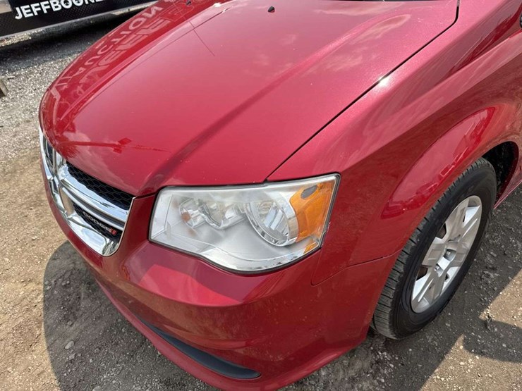 2012-dodge-grand-caravan-se-image-6