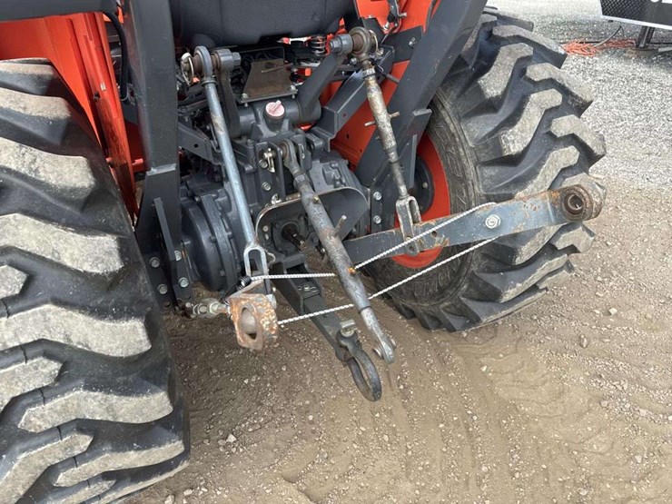 kubota-l3301d-image-12