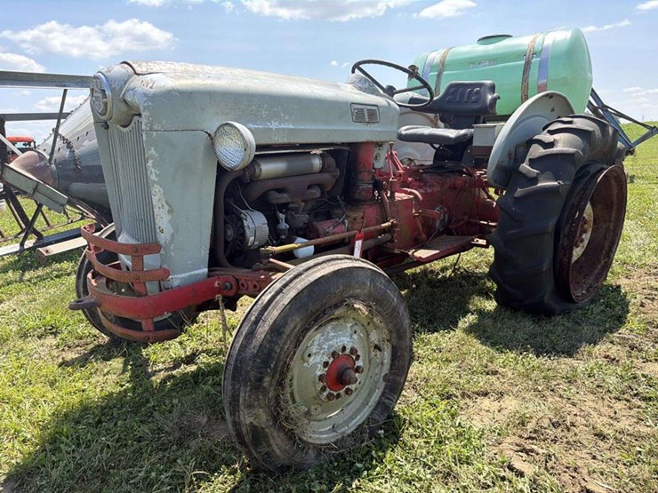 ford-800-image-3