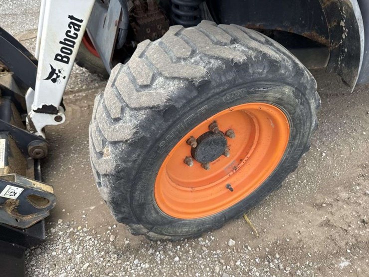 2006-bobcat-5600-tool-cat-image-7