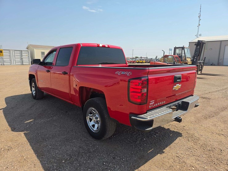 2015-chevrolet-silverado-1500-ls-image-4