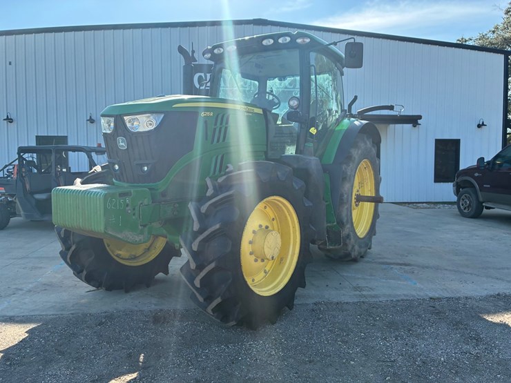 2017-john-deere-6215r-image-1