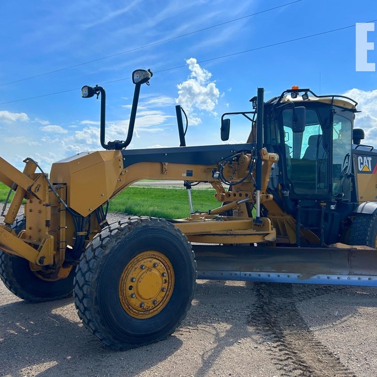 2011 CATERPILLAR 140M2 AWD