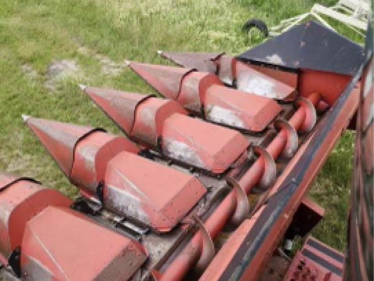 case-ih-1083-image-3