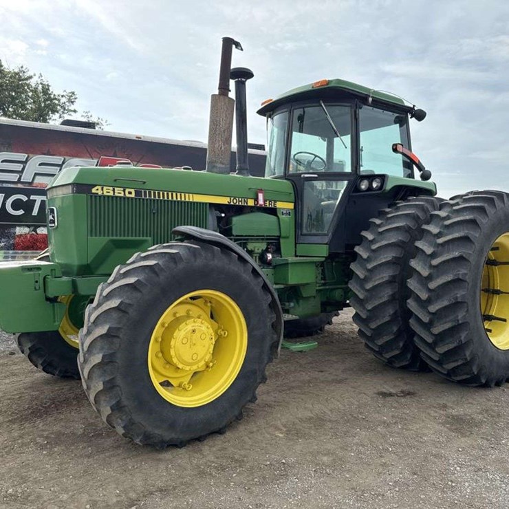 JOHN DEERE 4650