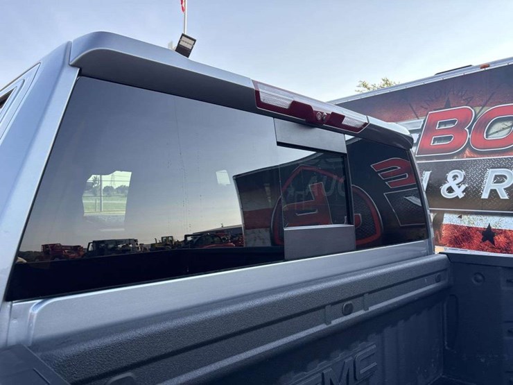 2026-gmc-sierra-2500-image-25