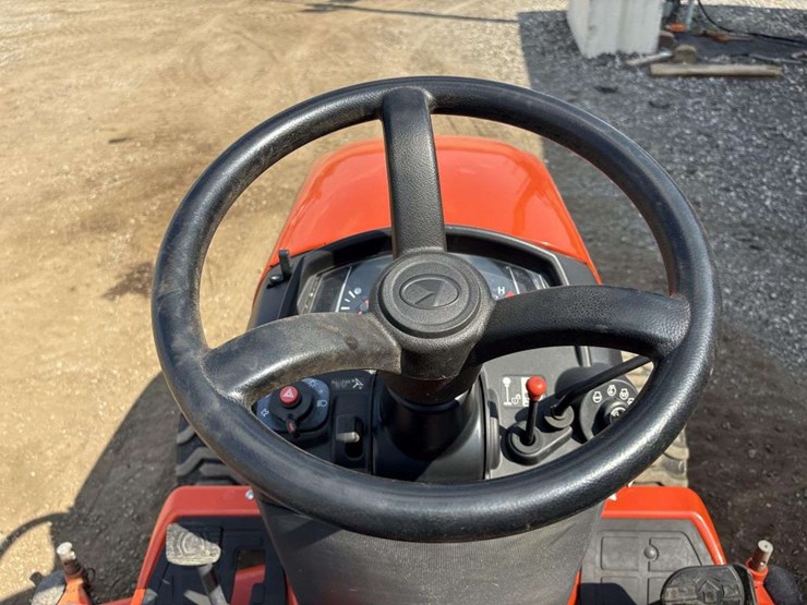 kubota-bx2380-image-15