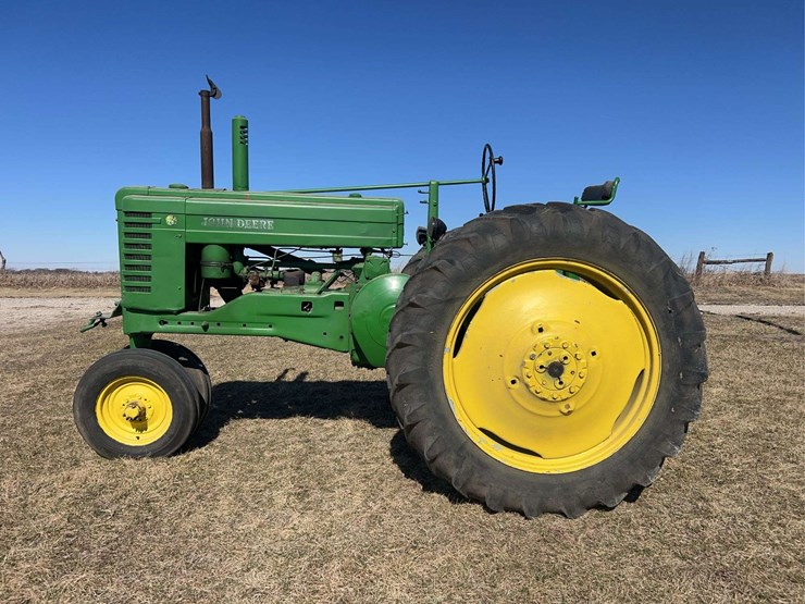 john-deere-model-a-image-2