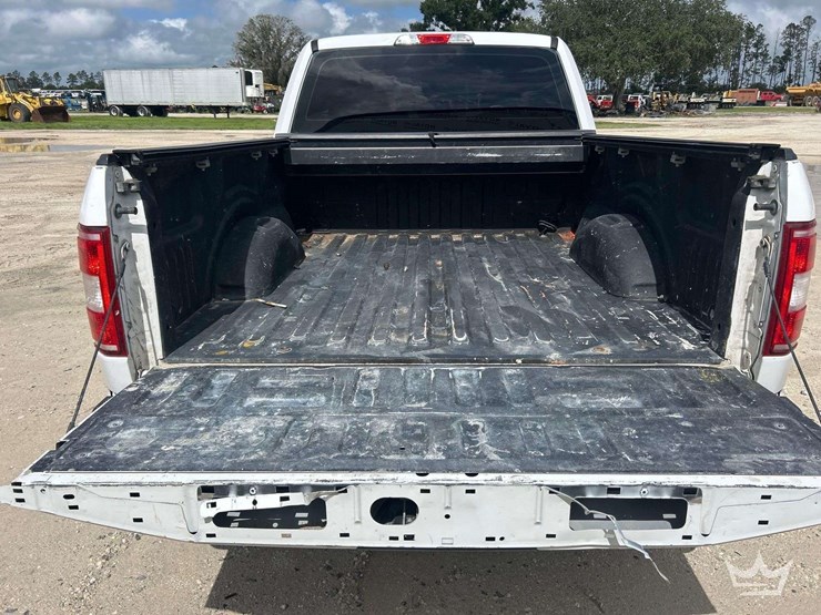 2020-ford-f150-image-19