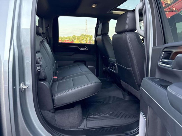 2026-gmc-sierra-2500-image-31