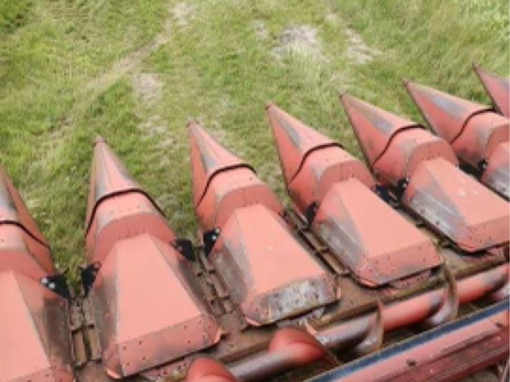 case-ih-1083-image-8