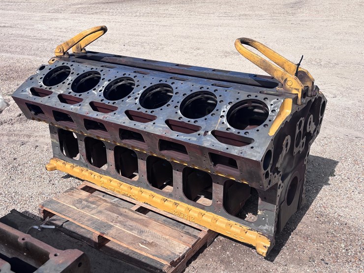 caterpillar-3412-image-1