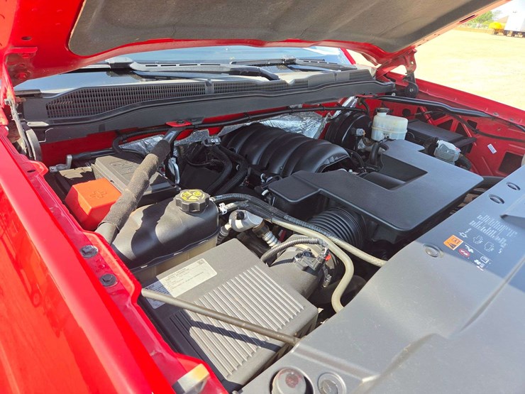 2015-chevrolet-silverado-1500-ls-image-21