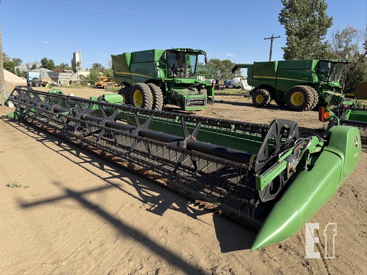 2010-john-deere-640d-image-9