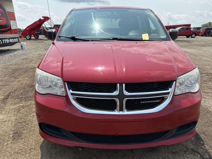 2012-dodge-grand-caravan-se-image-5