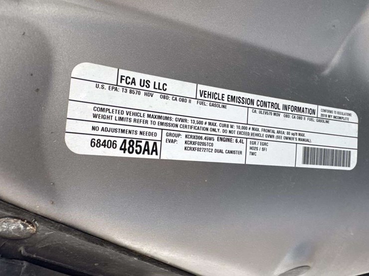 2019-dodge-ram-3500-image-29