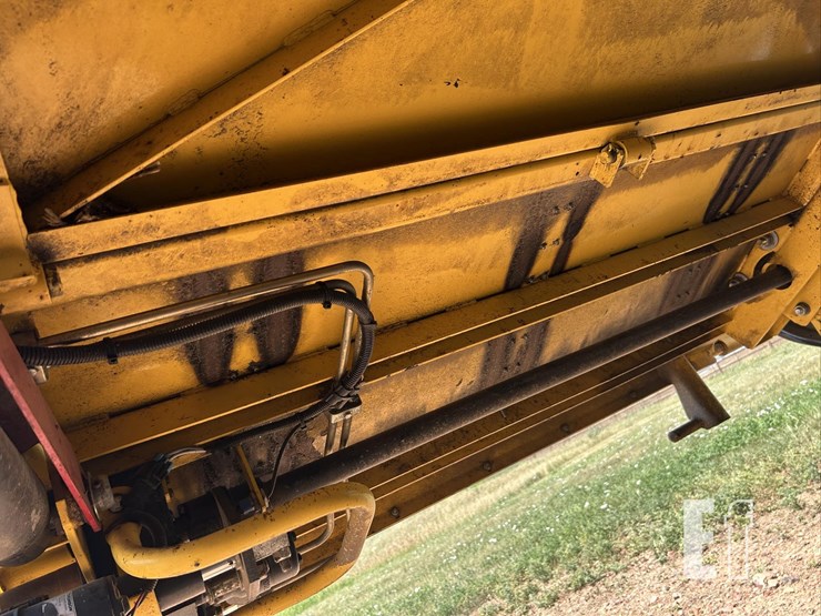 2013-new-holland-cx8080-image-68