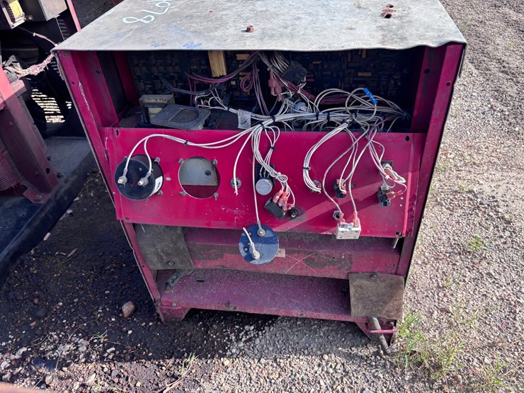 #2574-•-lincoln-electric-red-d-arc-dc-600-welding-machine-|-for-parts/repairs-image-2