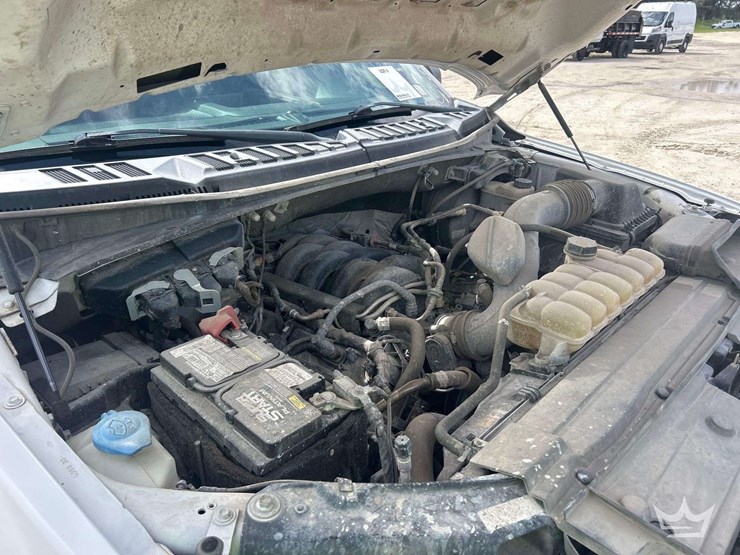 2020-ford-f150-image-8